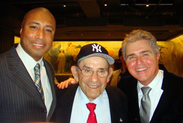Yankee Greats Bernie Williams a...